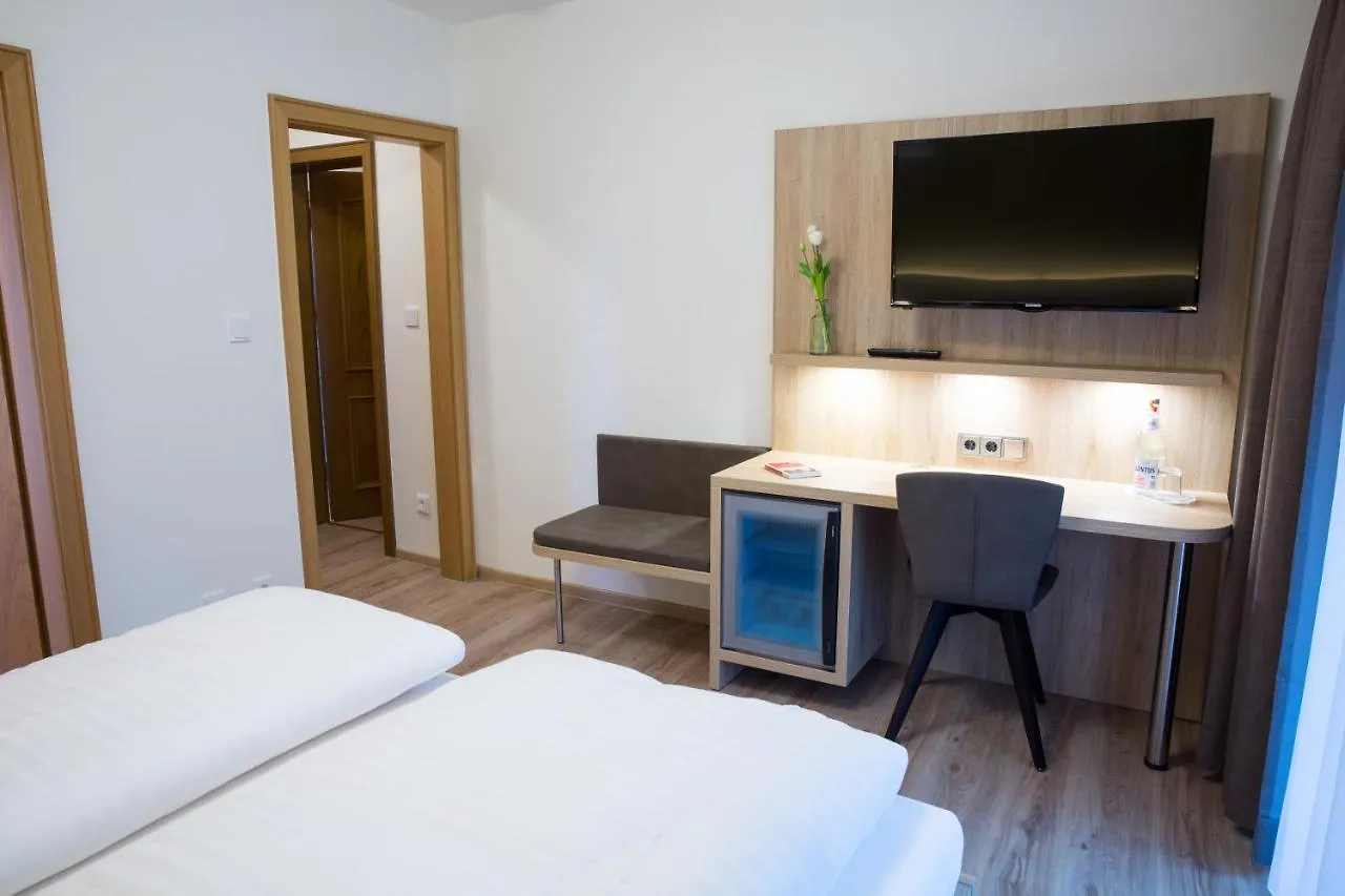 Gaestehaus Hotel Wilms Keulen Accommodatie bij particulieren
